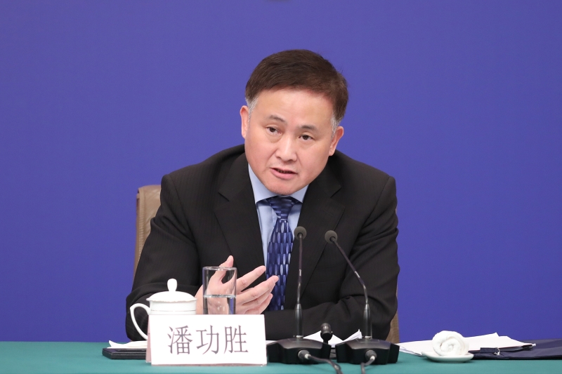 十四届全国人大二次会议经济主题记者会